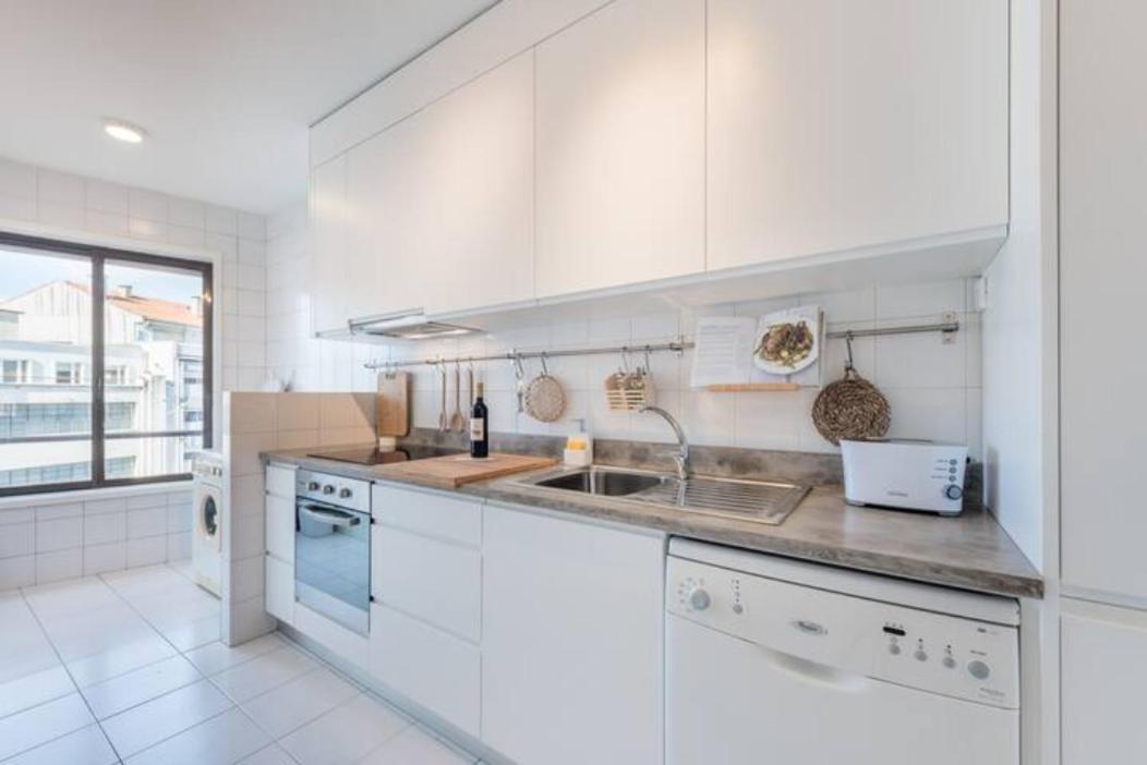 Guestready - Cn Apartment Порту Экстерьер фото